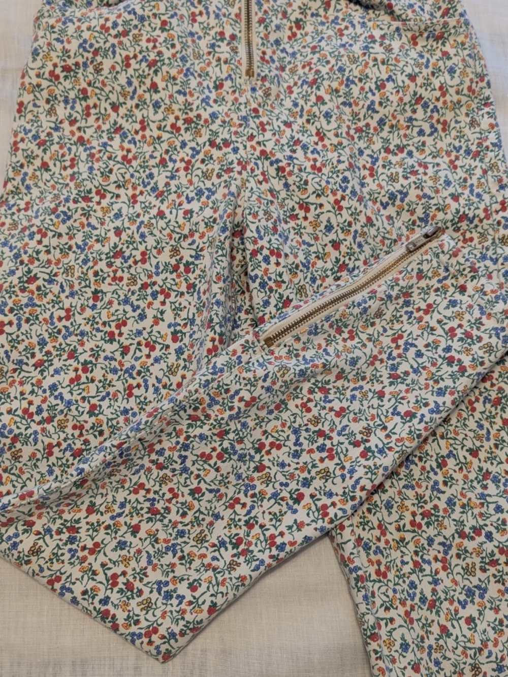Vintage Guess Overalls - Picture 3 of 13